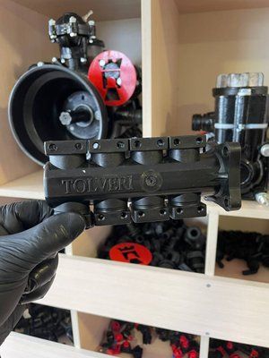 Блок-секцій для регулятора тиску (розподільника) обприскувача Tolveri GRAN 3 (не комплектний) 21004773 фото
